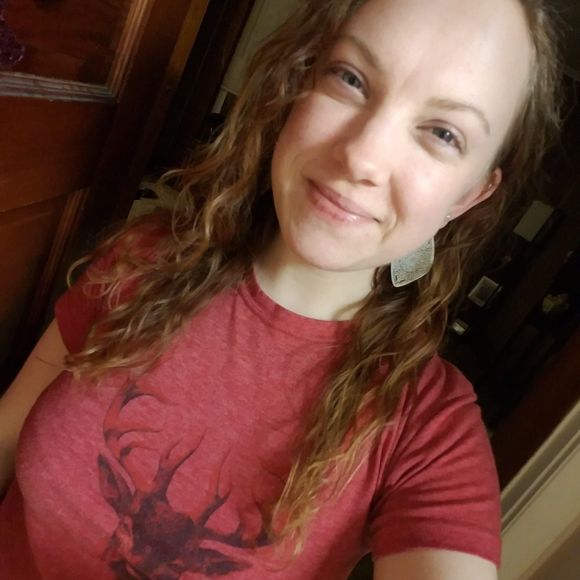 Meet your Posher, Rebecca - Picture 1 of 1